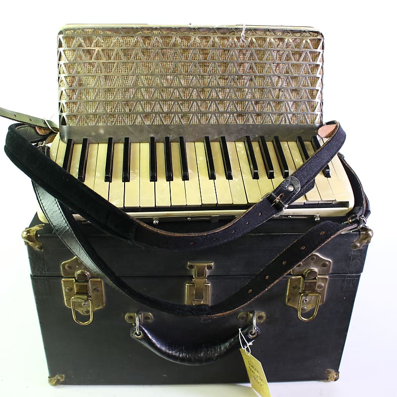 Used Hohner IMPERIAL IVA Accordians and Concertinas Reverb