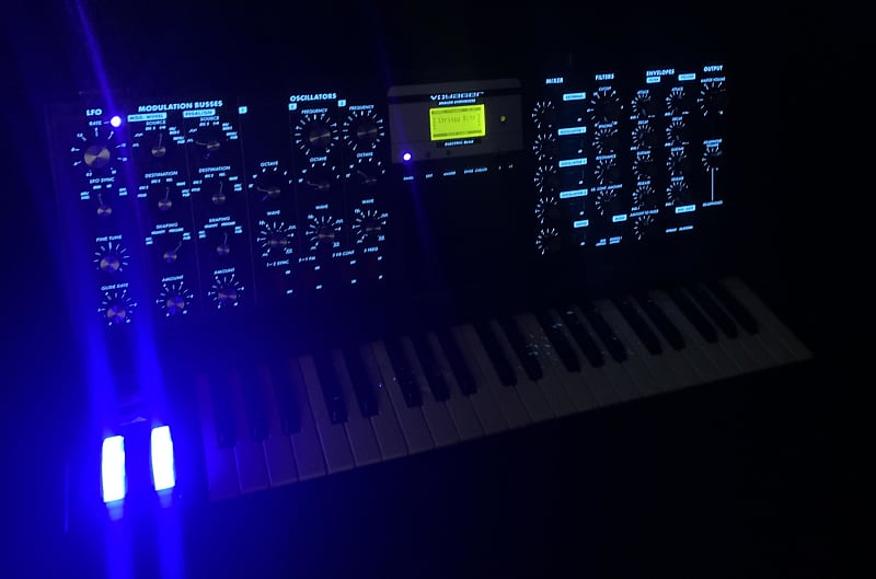 Minimoog voyager electric blue hotsell