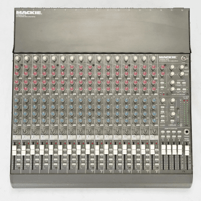 Mackie CR1604-VLZ 16-Channel Mic / Line Mixer