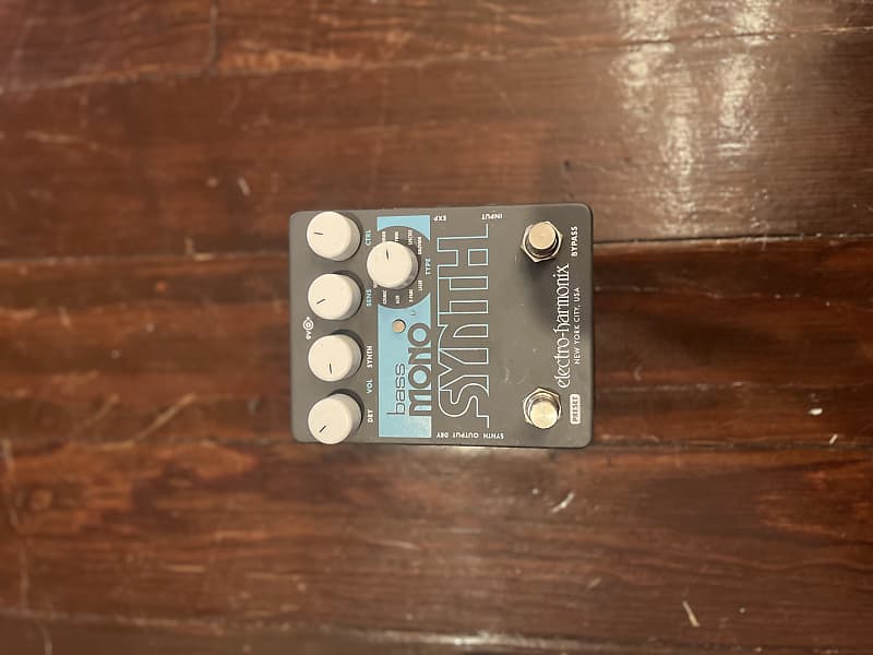 Electro-Harmonix Bass Mono Synth