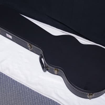 Dean Thoroughbred Select Quilt Top electric guitar Ocean Burst - Trans Blue w/ Case image 2