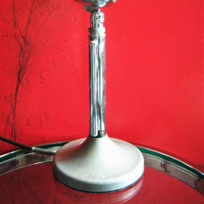 Vintage 1950's Astatic T-3 crystal "bullet" microphone High Z harp mic  w Astatic desk stand DISPLAY image 3