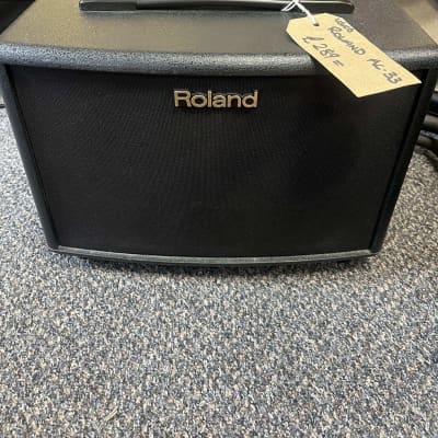 Roland AC-33 Acoustic Chorus 2-Channel 30-Watt 2x5" Acoustic Guitar Combo 2010 - Present - Black