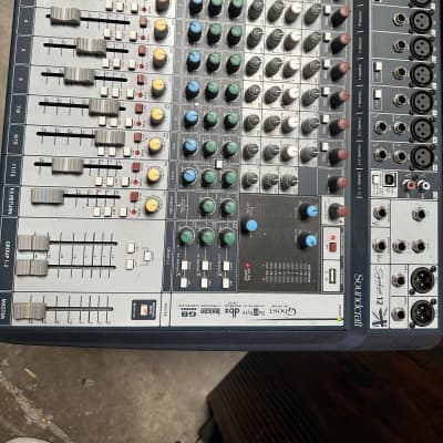 【美品】Soundcraft Signature 12 multi track 20160515154714_SoundcraftSigna