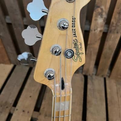 Squier Vintage Modified '77 Jazz Bass