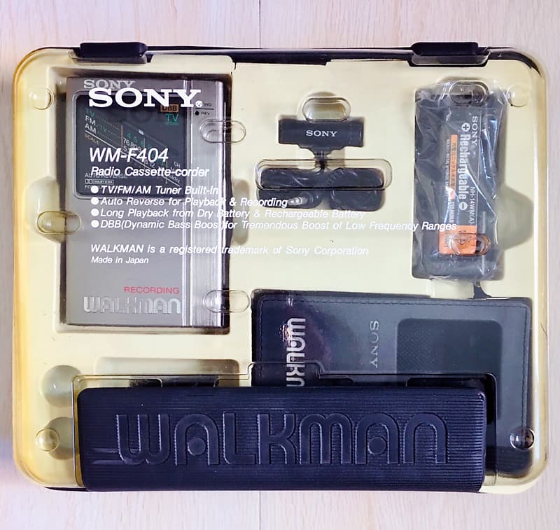 Sony WM F404 Walkman Cassette Player, RARE FULL SET, TOP SHAPE, Working  Well !!