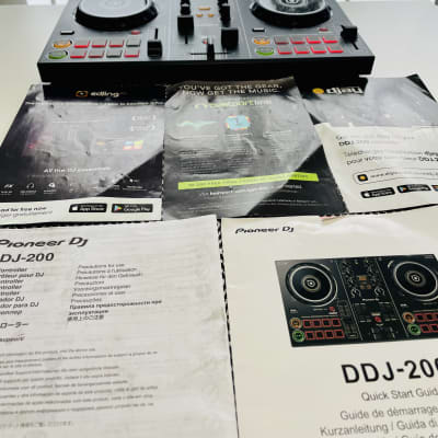 Pioneer DDJ-200 2-Channel WeDJ Smart DJ Controller 2019 - Present - Black image 5