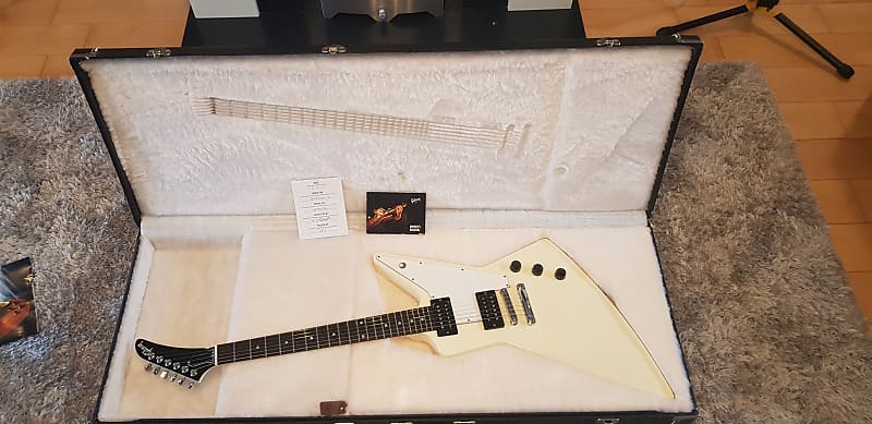 Gibson Explorer 2010 Classic White Ebony fingerboard
