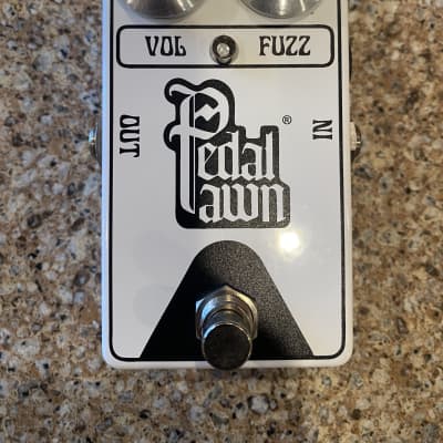 新作モデル 【8/4〜 値下げ中】Pedal fuzz Pawn エフェクター