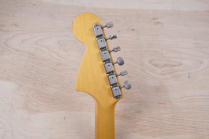 Fender MG-69 Mustang Reissue CIJ 1997 Yellow White Crafted