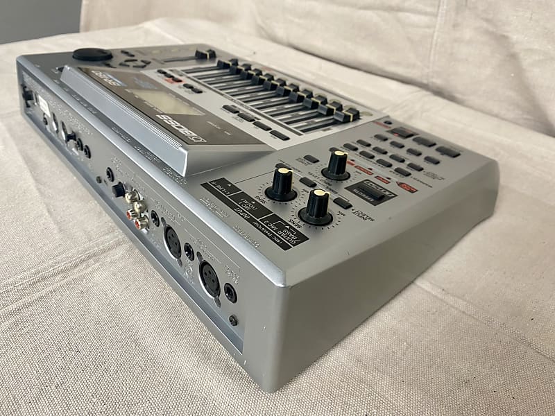 BOSS BR-1180 デジタルレコーディングスタジオ BOSS BR-1180 CD Digital Recording Studio Multi Track