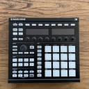 Native Instruments Maschine MKII Black with Dust Cover