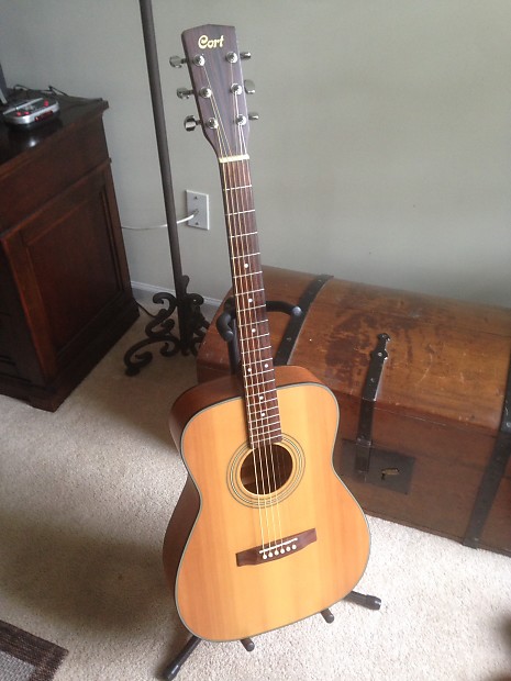 Cort AF-550 TF - concert size acoustic with satin finish