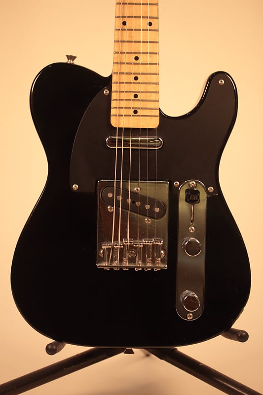 Near MINT Special RARE Fender Japan MTL-32 Mini Telecaster Black