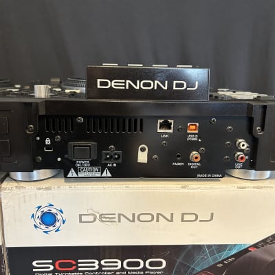 Denon DJ SC3900 Pair Of Digital Turntable Controller Media Denon DJ SC3900 Pair Of Digital Turntable Controller Media