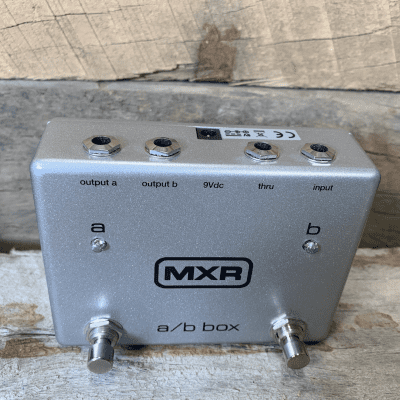 MXR M196 A/B Box image 3