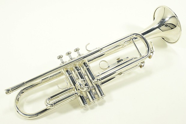 Yamaha YTR-2335S Standard Bb Trumpet image 1