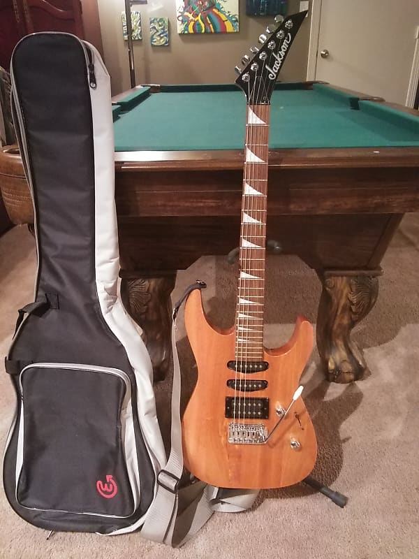 Jackson JS series JS23 Dinky Strat 2012 with guitar strap