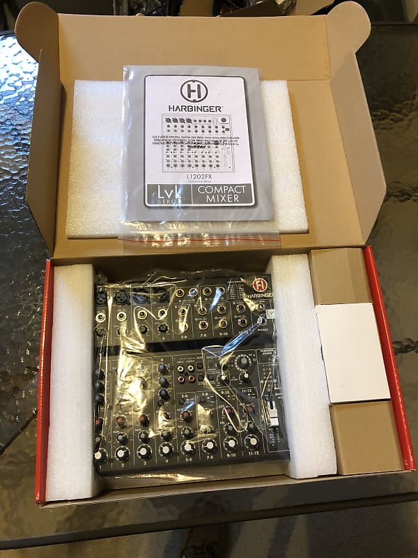Harbinger L1202FX 12 Channel Mixer Effects, Manual, Power Reverb