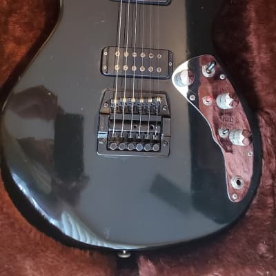 G&L F100 Series II W/case for sale