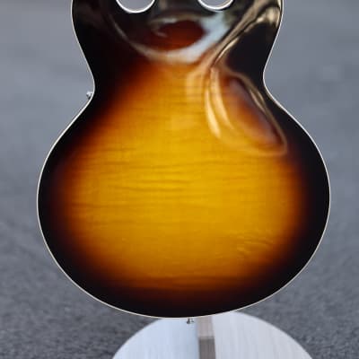Heritage Standard Series H-530 Hollow Body Electric Guitar - Original Sunburst image 13