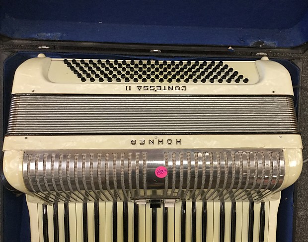 Hohner Contessa II Accordion Pearly White