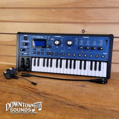 Novation Mini Nova with Martin Backbacker Gig Bag, Mic, Power Supply
