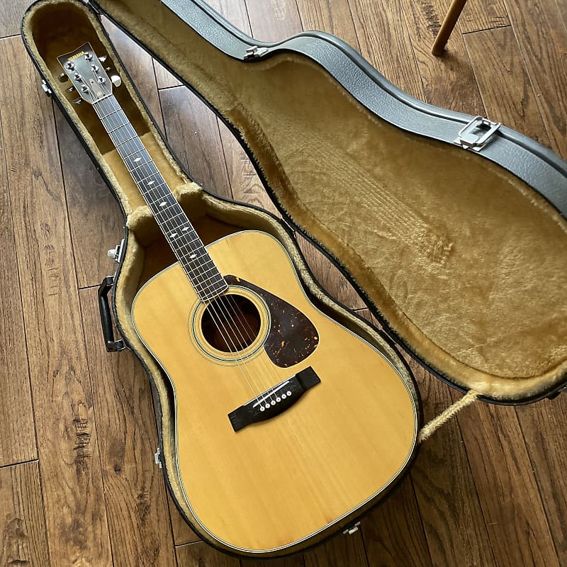 Yamaha fg 401 guitar top
