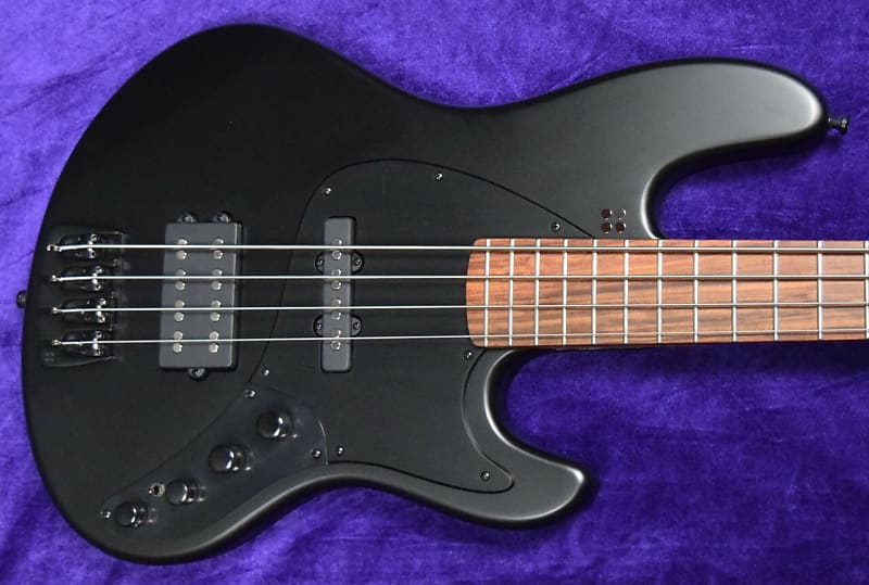 Sandberg California TM-4 Nighthawk, Matte Black / Pau Ferro *On Order, ETA May 2026 image 1