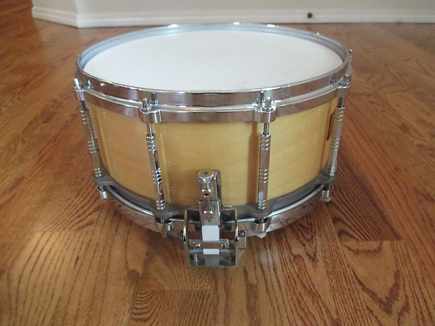 Topkick Jewelry & Loan - Pearl Brass Free-Floating Snare. Has some pitting.  Die-cast hoops. Includes hard case. $200 #pearldrums #snaredrums #drums