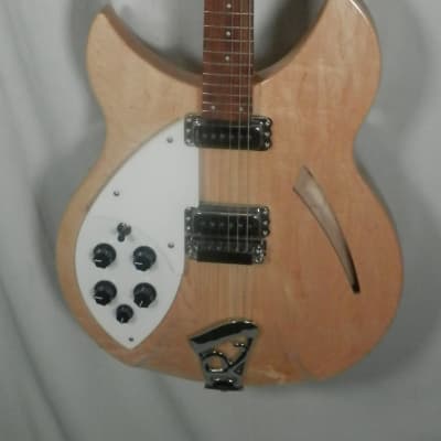 Rickenbacker 330 Lefty Mapleglo Semi-hollow electric guitar with case used Left-Handed Ric 6-string image 6