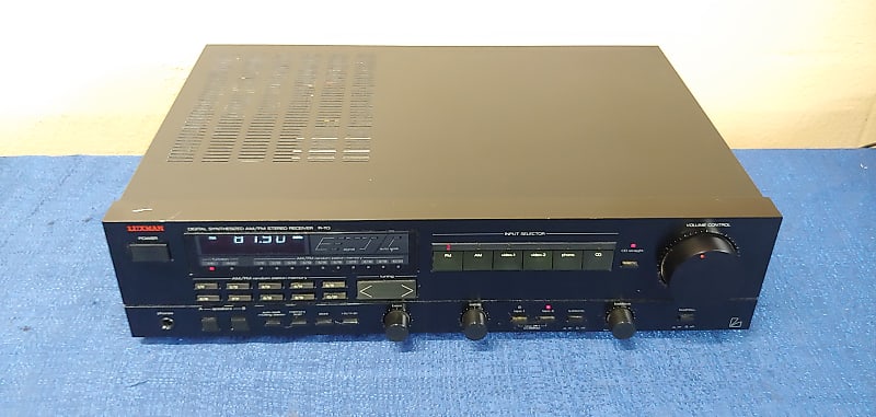 Luxman R-113 Digital Synthesized AM/FM Stereo Receiver  			