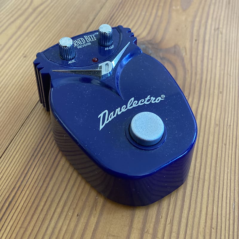 Danelectro corned store beef reverb
