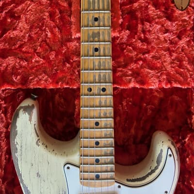 Fender CS Masterbuilt Greg Fessler MVP '69 Super Heavy Relic Stratocaster 2022 - Super Heavy Relic Vintage White image 5
