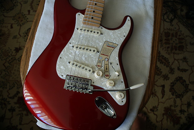 Fender Candy Apple Red Stratocaster and Z series Maple neck Fender Candy Apple Red Stratocaster and Z series Maple neck