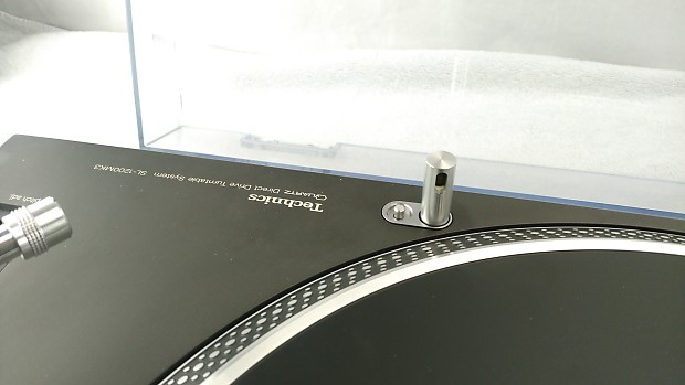 Technics SL-1200 MK3 Black Pair in Excellent Conditon