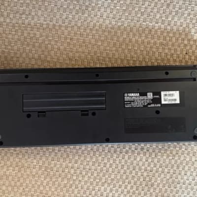 Buy used Yamaha Reface DX Mini Mobile Keyboard 2015 - Present - Black