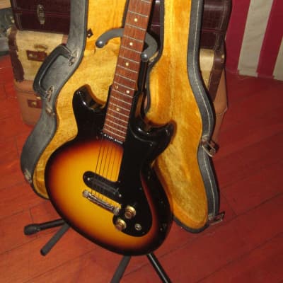 1964 GIbson Melody Maker 3/4 Hard image 2