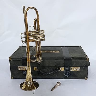 Bach TR300 Trumpet, USA, w/ Case & Mouthpiece, acceptable condition image 1