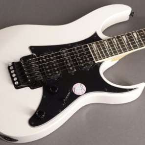 エレキギター　Ibanez GRX50 WH エレキギター Ibanez GRX50 WH （Ibanez Gio RX Series Electric