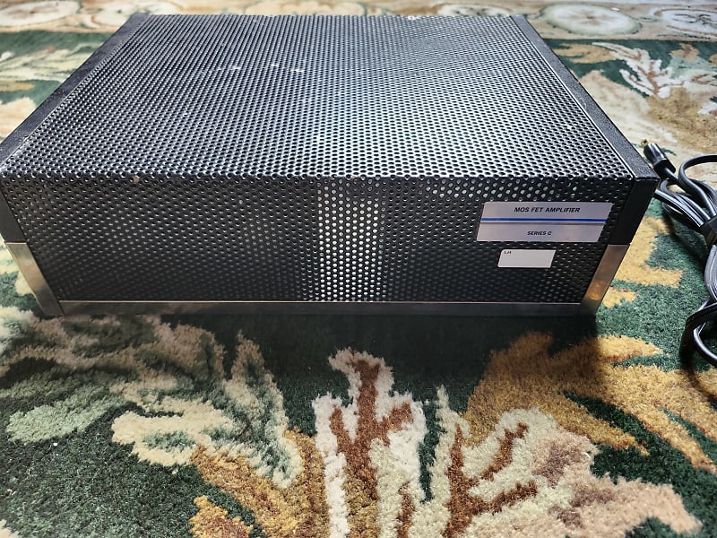 Dynaco Stereo 120 70&#039;s or 80&#039;s - black  			