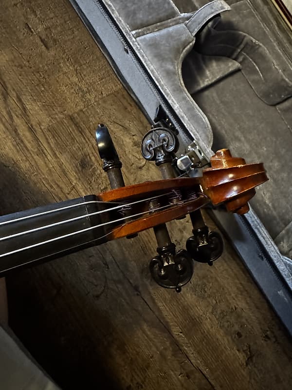 Handmade Franz Sandner Artist No. 61FC 4/4 Violin w/ Zipper