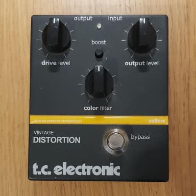 TC Electronic Vintage Distortion 2000s - Grey/Yellow image 2