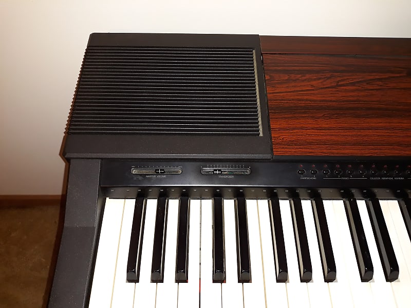 Yamaha CVP-5 1987 black/brown