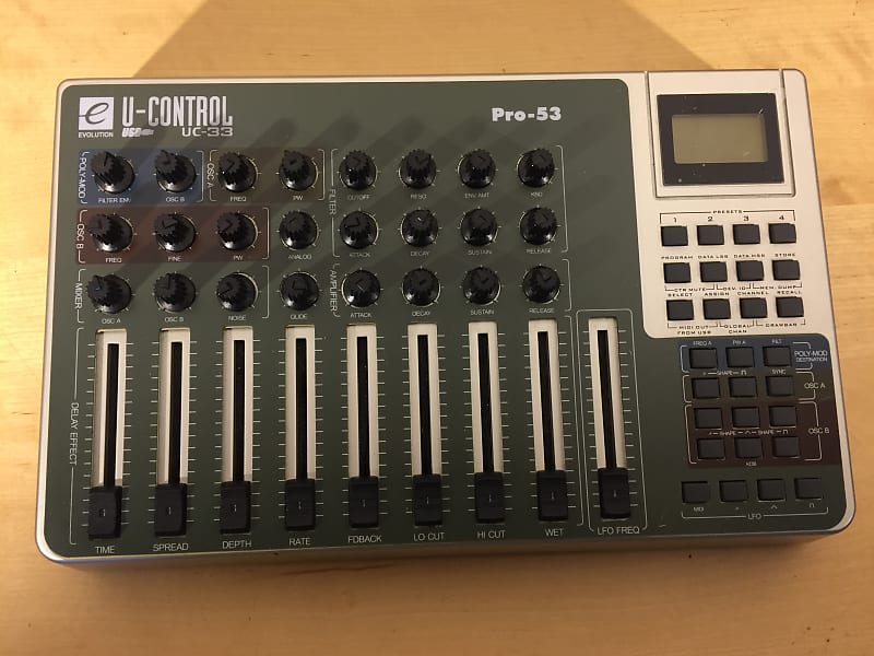 Evolution U-Control UC-33 Midi Controller + Overlays | Reverb