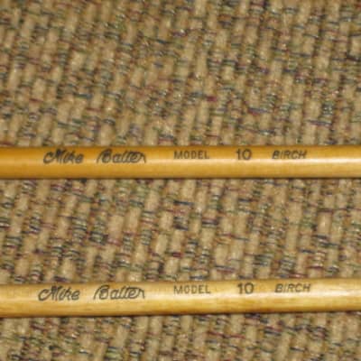 one pair of new old stock A+ Mike Balter MB10B (10B) Extra Hard Keyboard Mallets, 1 and 1/8" phenolic (plastic) round (gray color) HEADS and natural birch HANDLES - mid to late 1990s (+ packaging) Unwound Series image 2