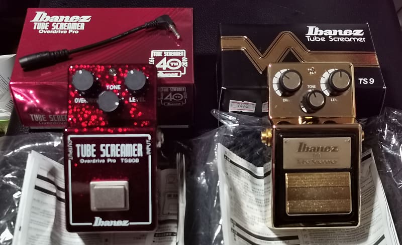 A dual pack of Ibanez TS808 Tube Screamer 40th Anniversary and Ibanez TS9  Gold Limited Edition