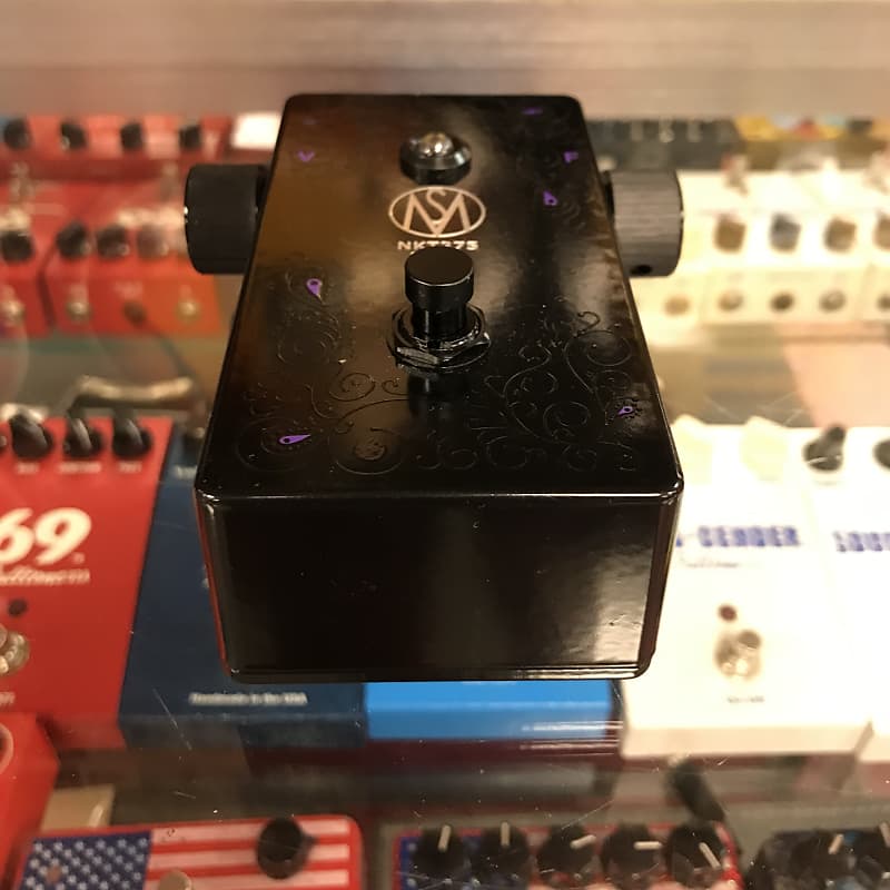 SM Pedals Limited Edition All Black Red Dot NKT275 SM Fuzz