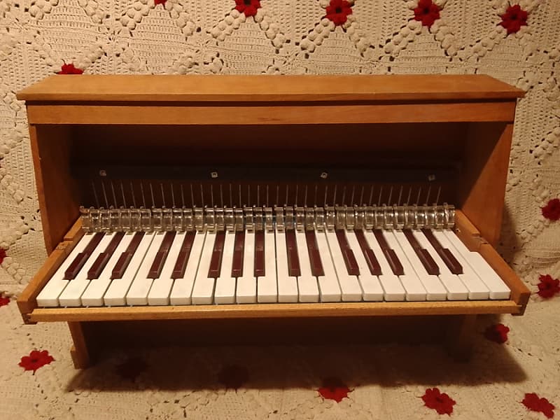 中古　Michelsonne 37鍵 トイピアノ Vintage] michelsonneトイピアノ37鍵盤 | おもちゃ楽器.com
