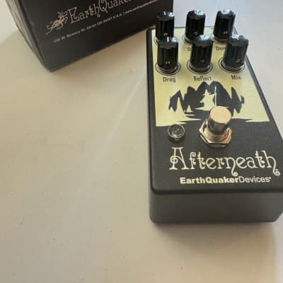 EarthQuaker Devices Afterneath Otherworldly Reverberation Machine V2 2017 - 2020 - Glow-in-the-Dark / Black Print image 2